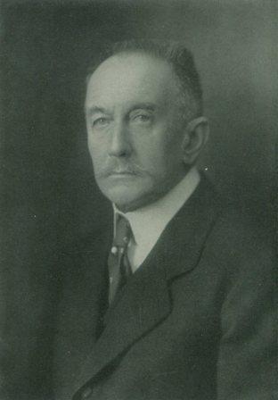 Hugo Graf Zu Lerchenfeld Hugo Graf Zu Lerchenfeld